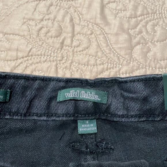 Black Cheeky Jean Shorts - Picture 4 of 9